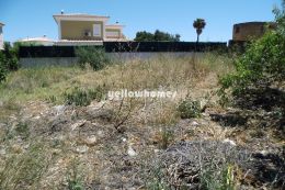 Building plot for villa in a quiet residential...